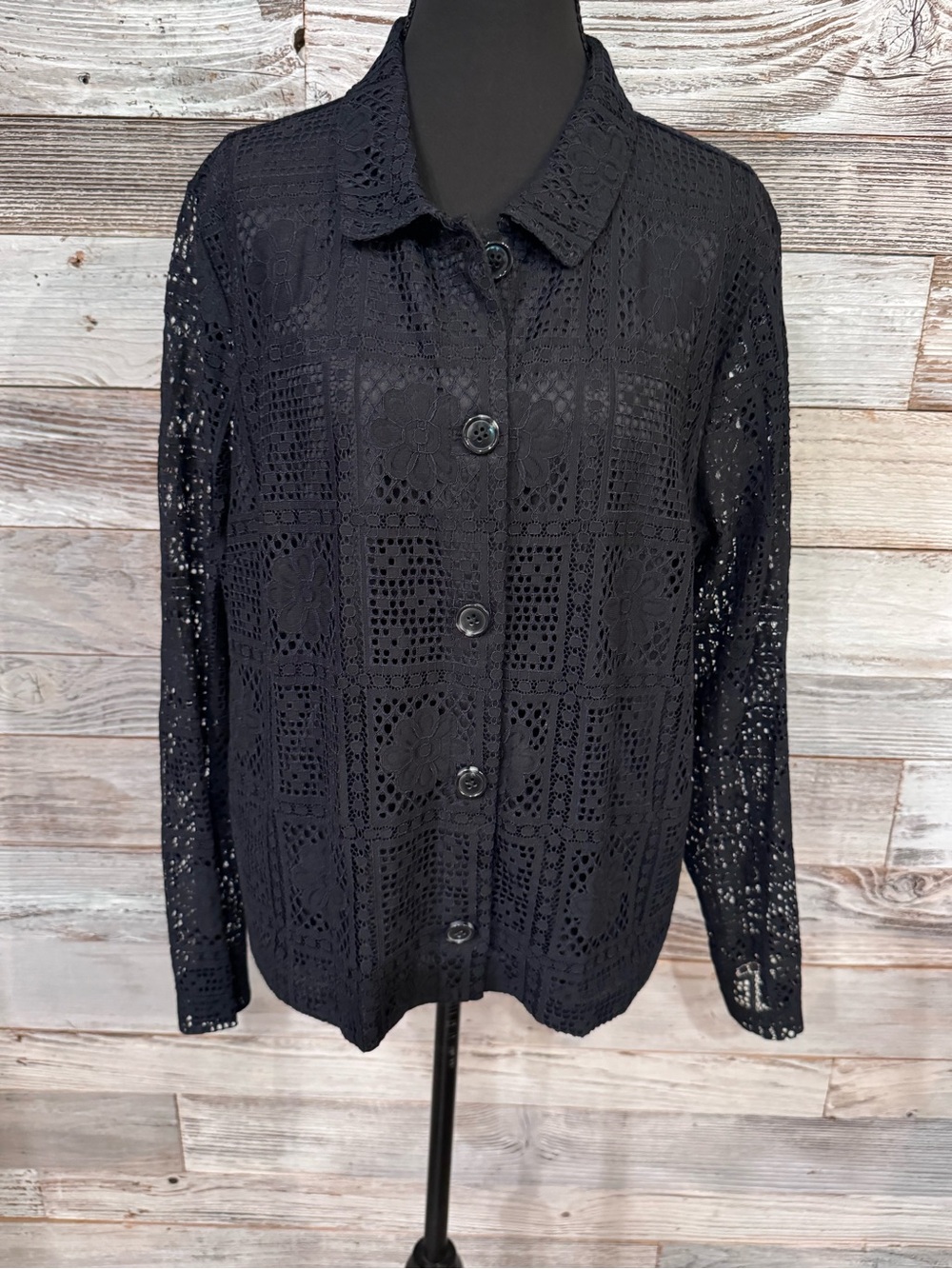 NWT Isaac Mizrahi Black Crochet Button-Front Shacket